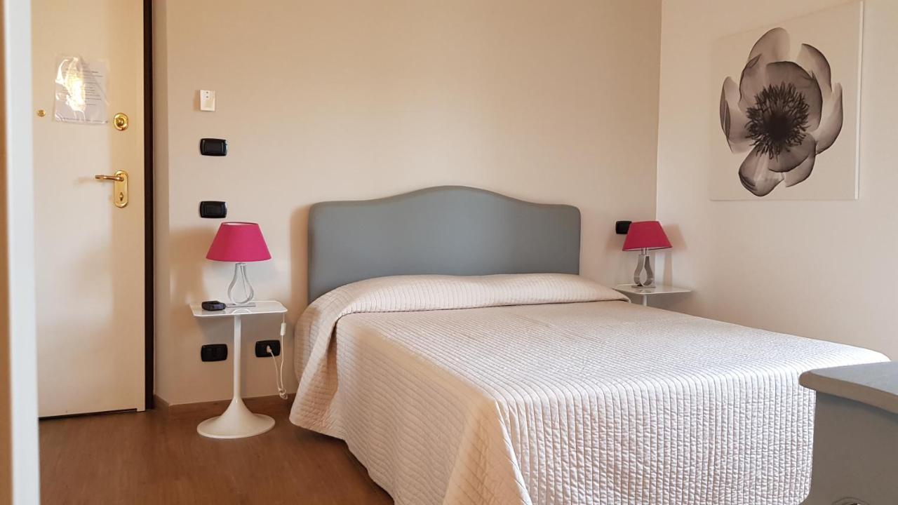 Il Casale Degli Ulivi - Agriturismo - Tenimenti Leone Lanuvio Eksteriør bilde